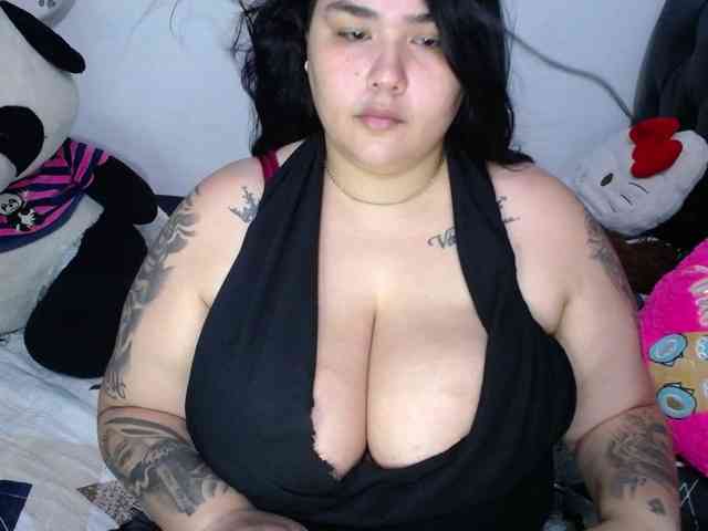 GabiBigBoobs webcam