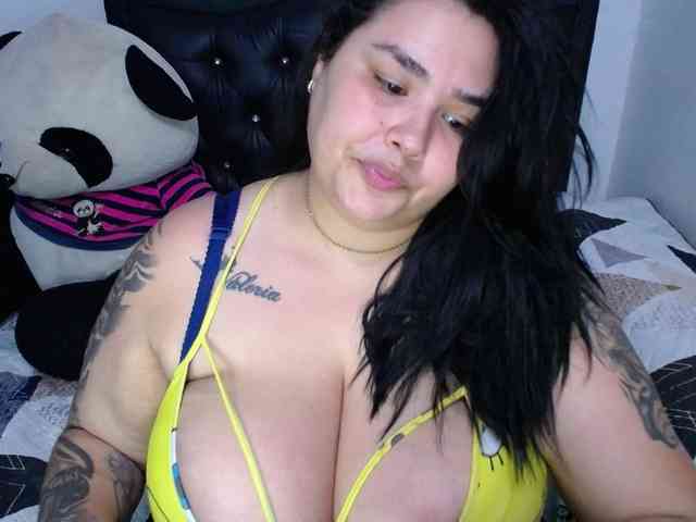 GabiBigBoobs webcam