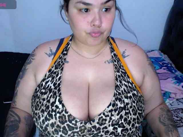 GabiBigBoobs webcam