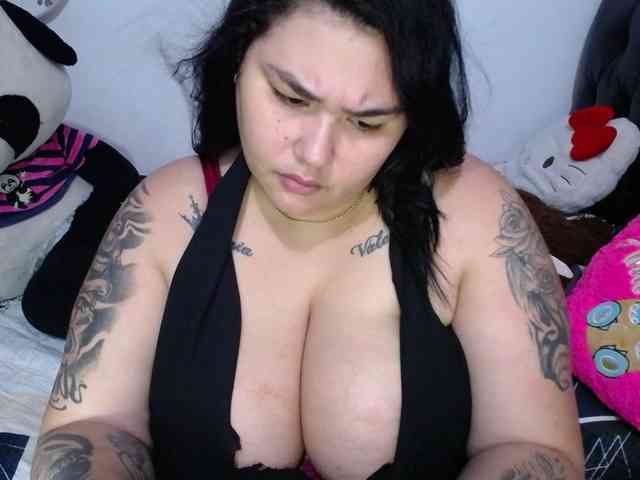 GabiBigBoobs webcam