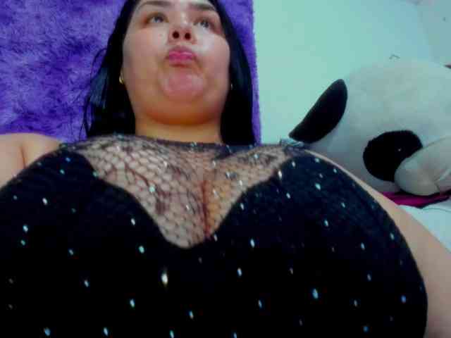 GabiBigBoobs webcam