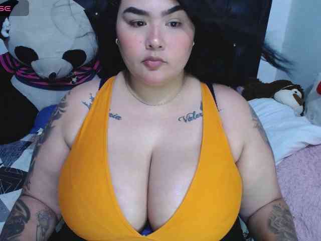 GabiBigBoobs webcam