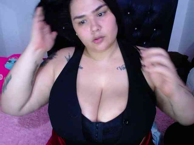 GabiBigBoobs webcam