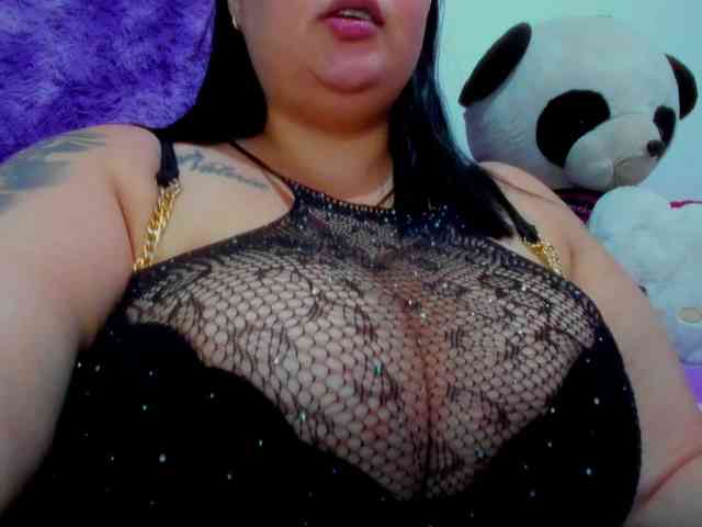 GabiBigBoobs webcam