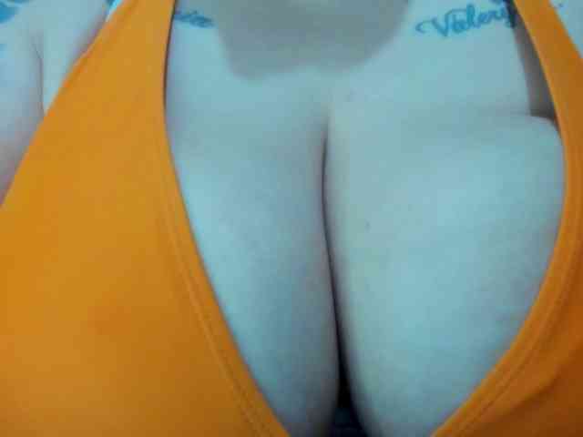 GabiBigBoobs GabiBigBoobs