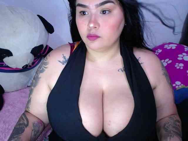 GabiBigBoobs webcam