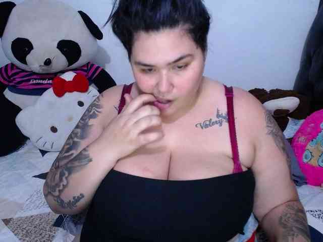 GabiBigBoobs webcam