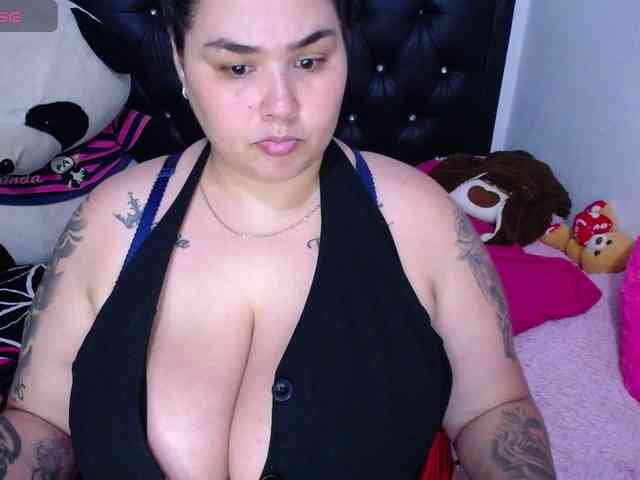 GabiBigBoobs Sex Cam Show