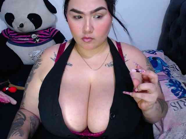 GabiBigBoobs webcam