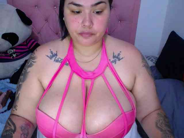 GabiBigBoobs webcam