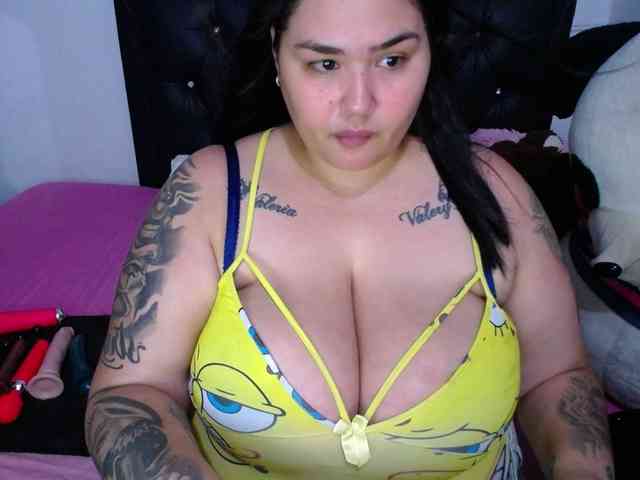 GabiBigBoobs webcam
