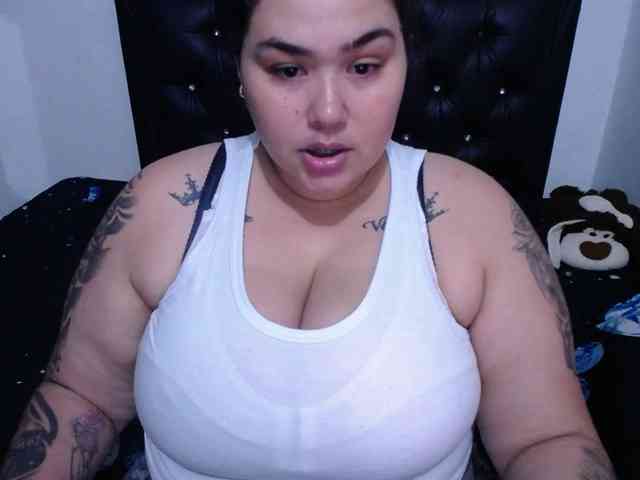 GabiBigBoobs webcam