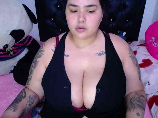 GabiBigBoobs webcam
