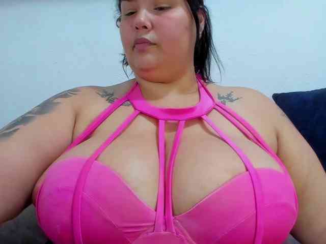 GabiBigBoobs webcam