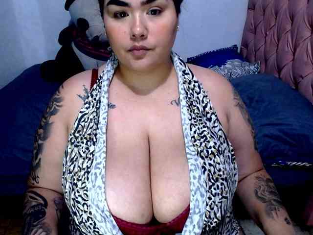 GabiBigBoobs webcam