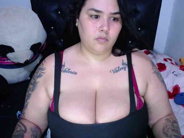 GabiBigBoobs webcam
