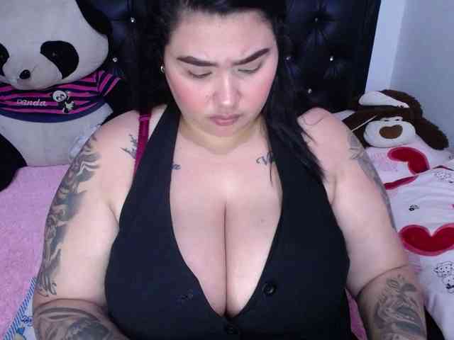 GabiBigBoobs webcam