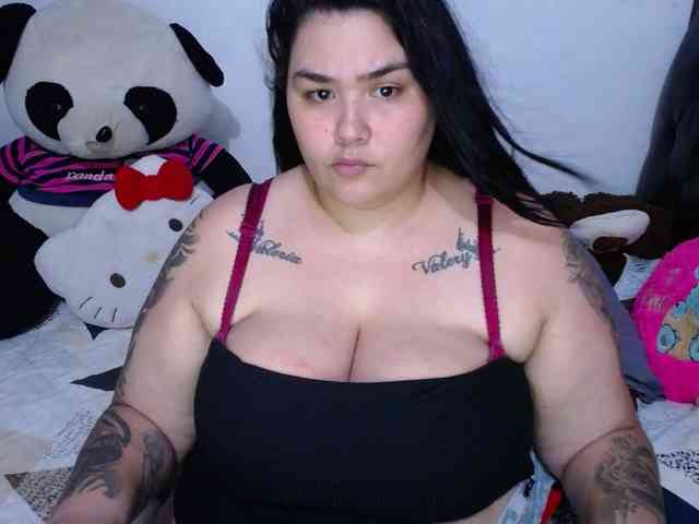 GabiBigBoobs webcam
