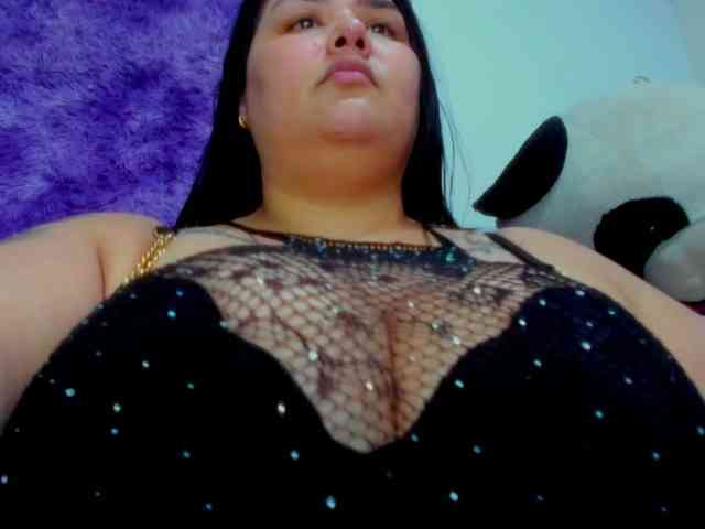 GabiBigBoobs webcam