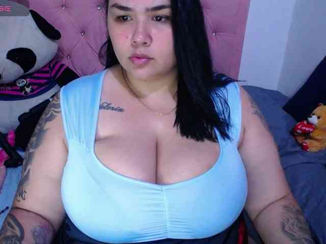 GabiBigBoobs webcam