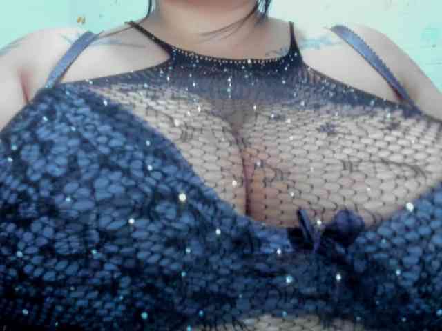 GabiBigBoobs webcam