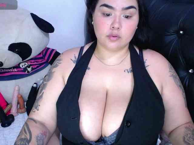 GabiBigBoobs webcam