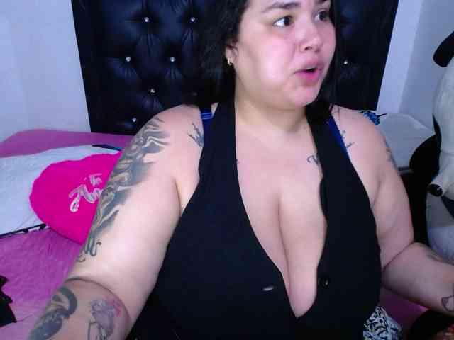 GabiBigBoobs webcam