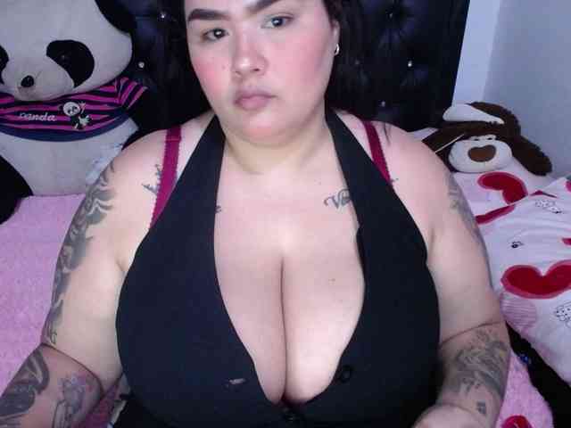 GabiBigBoobs webcam