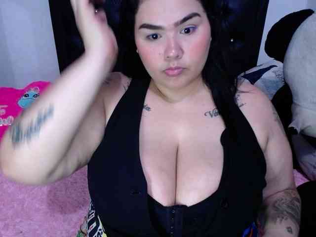 GabiBigBoobs webcam