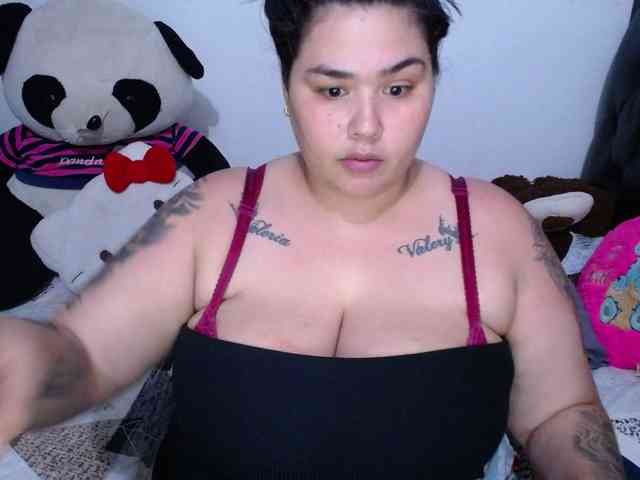 GabiBigBoobs webcam
