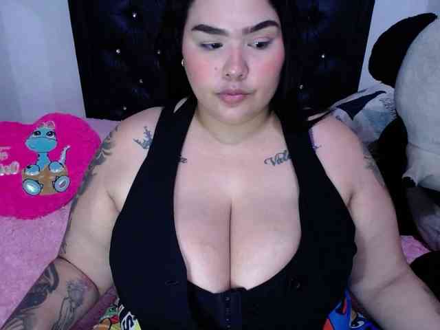 GabiBigBoobs webcam