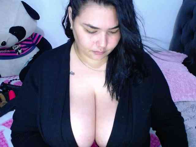 GabiBigBoobs webcam