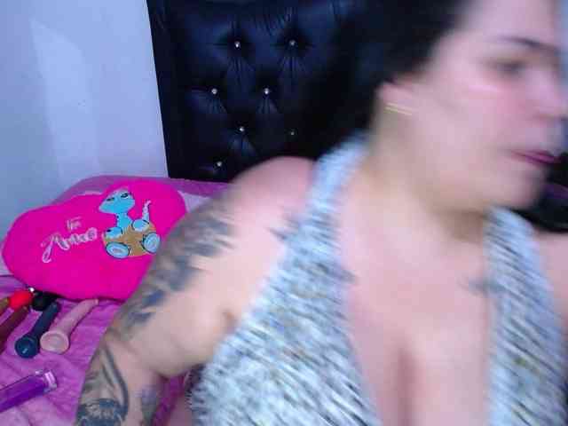 GabiBigBoobs GabiBigBoobs