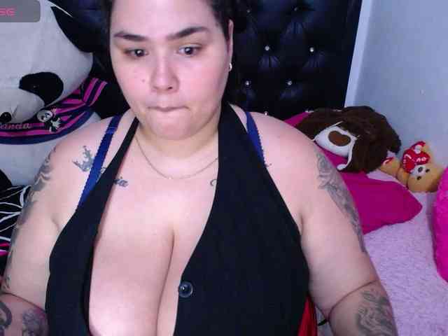 GabiBigBoobs webcam