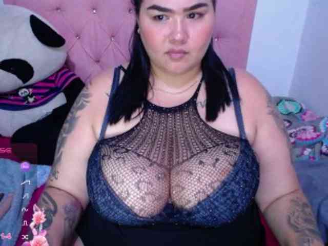 GabiBigBoobs webcam