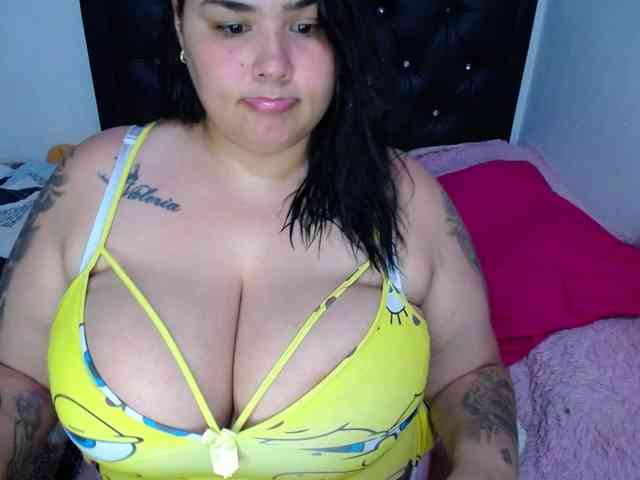 GabiBigBoobs webcam