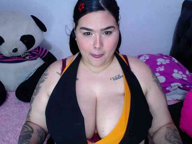 GabiBigBoobs webcam