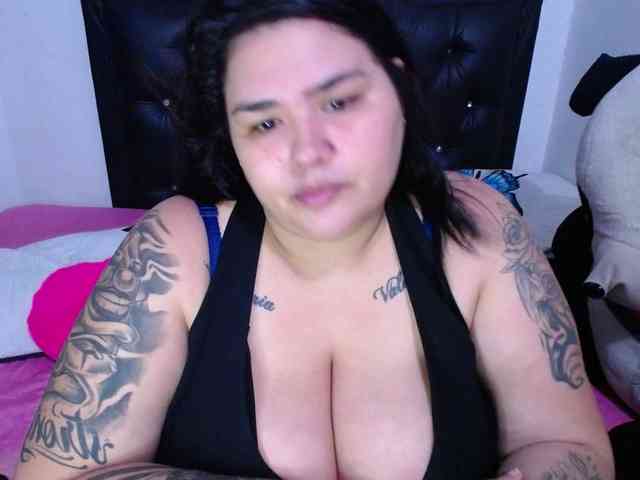 GabiBigBoobs webcam