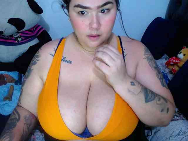 GabiBigBoobs webcam