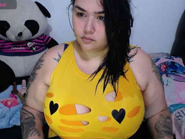 GabiBigBoobs webcam