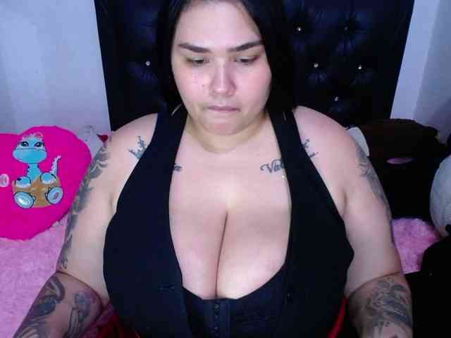 GabiBigBoobs webcam