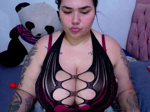 GabiBigBoobs webcam