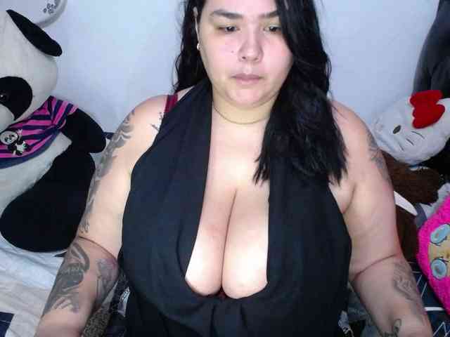 GabiBigBoobs webcam
