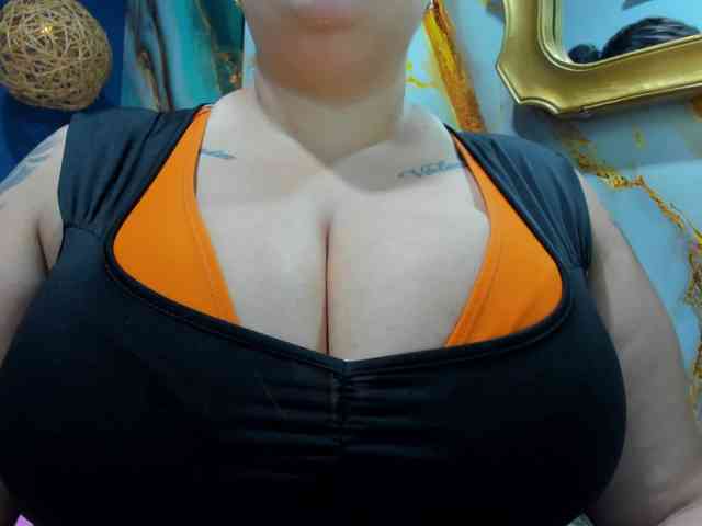 GabiBigBoobs