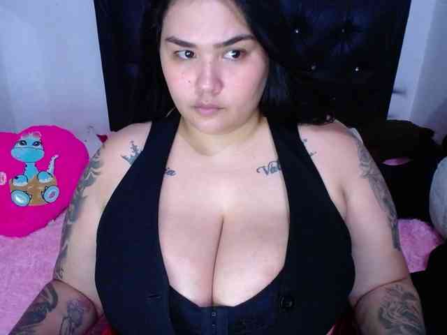 GabiBigBoobs webcam