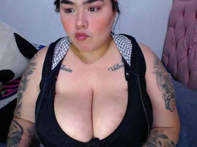 GabiBigBoobs webcam