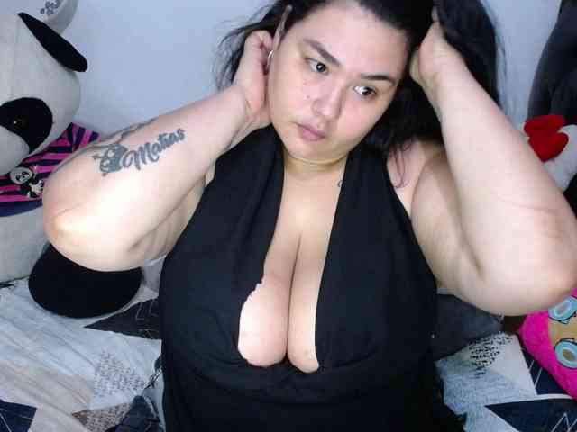 GabiBigBoobs webcam