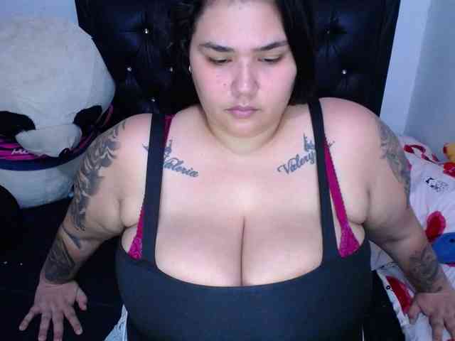 GabiBigBoobs webcam