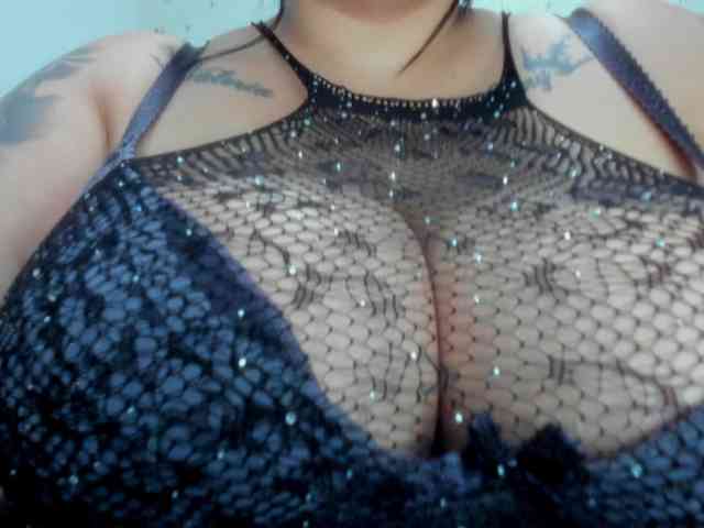 GabiBigBoobs Live Webcam on BongaCams