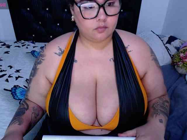 GabiBigBoobs webcam